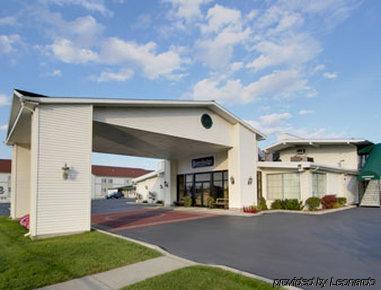 Travelodge Inn & Suites Latham Exterior foto